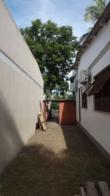 Foto 6 de Casa com 2 quartos à venda, 280m2 em Cidade Alta, Alegrete - RS