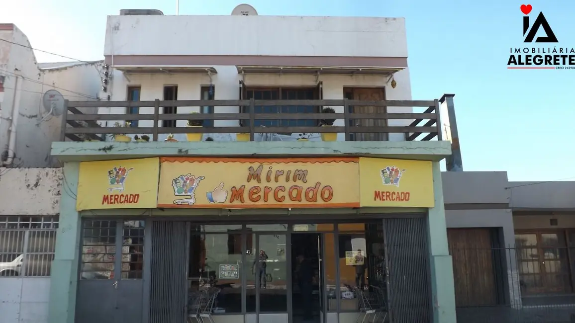 Foto 1 de Sobrado com 4 quartos à venda, 256m2 em Centro, Alegrete - RS