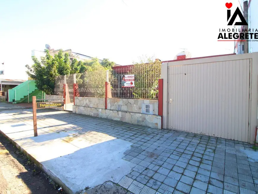 Foto 1 de Casa com 3 quartos à venda, 150m2 em Centro, Alegrete - RS