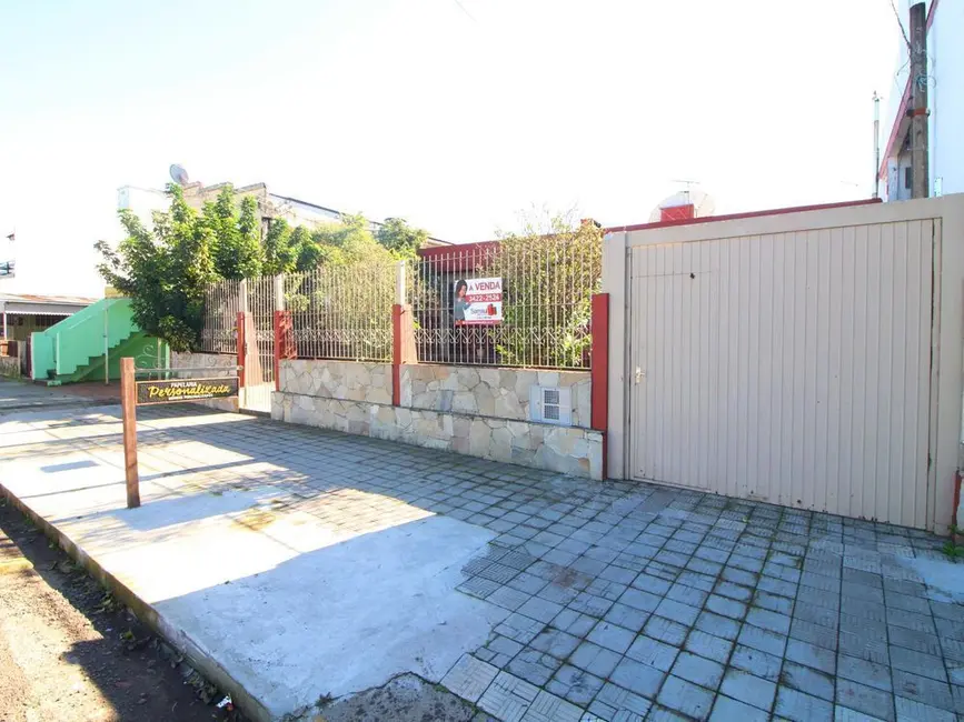 Foto 1 de Casa com 3 quartos à venda, 150m2 em Centro, Alegrete - RS