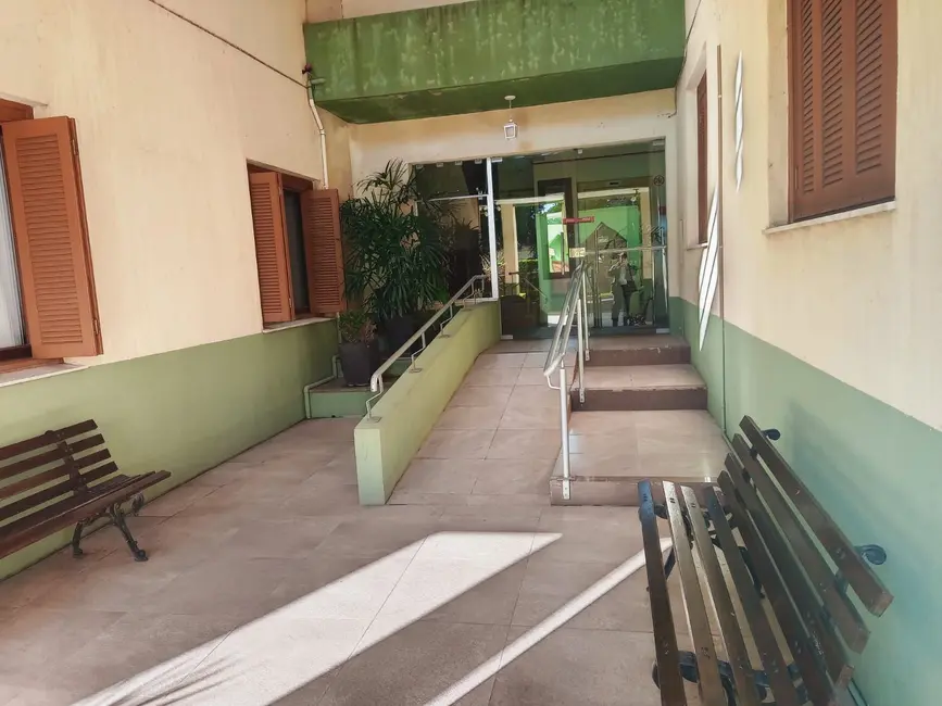 Foto 2 de Apartamento com 1 quarto à venda, 60m2 em Centro, Alegrete - RS