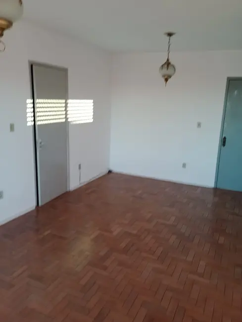 Foto 8 de Apartamento com 3 quartos à venda em Centro, Alegrete - RS