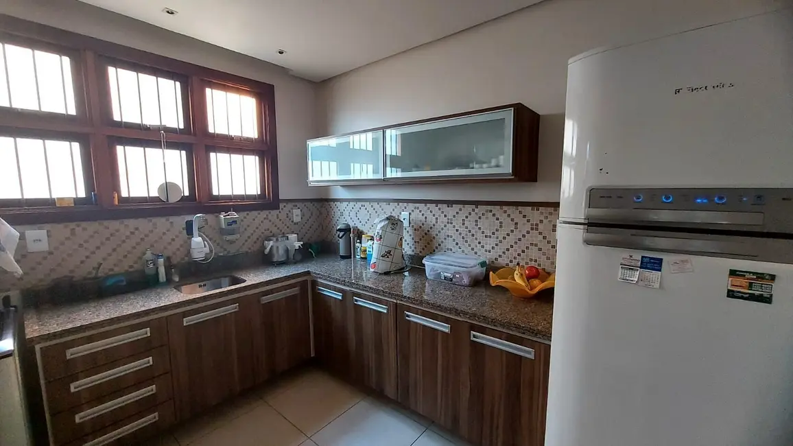 Foto 2 de Apartamento com 3 quartos à venda, 100m2 em Centro, Alegrete - RS