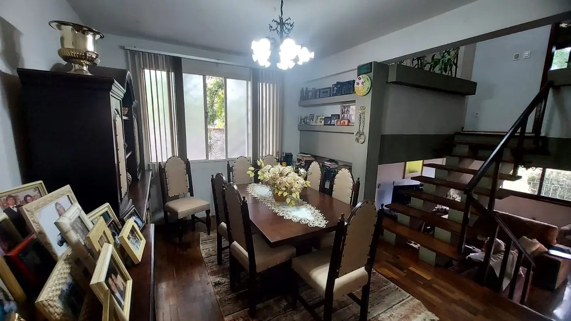 Foto 3 de Sobrado com 3 quartos à venda, 154m2 em Cidade Alta, Alegrete - RS