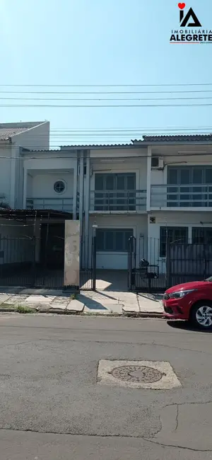 Sobrado com 5 quartos à venda em Centro, Alegrete - RS - imagem 1 Foto 1 de Sobrado com 5 quartos à venda em Centro, Alegrete - RS