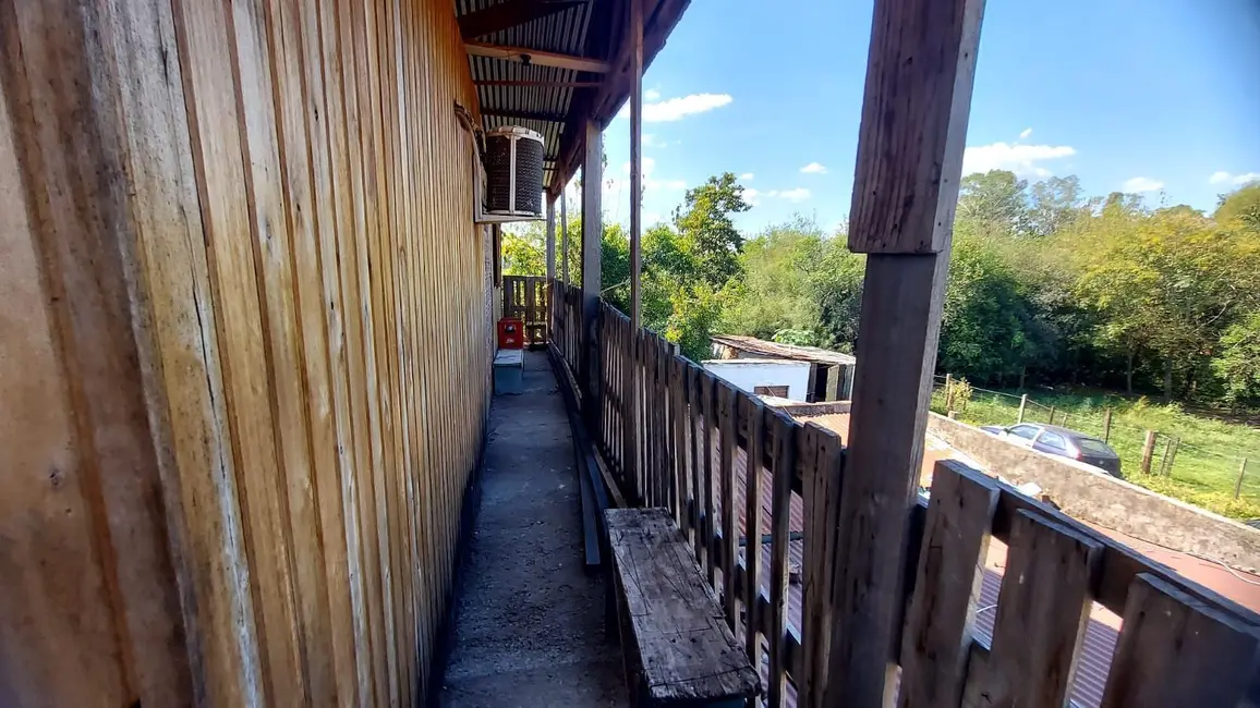 Foto 3 de Sobrado com 2 quartos à venda, 90m2 em São João, Alegrete - RS