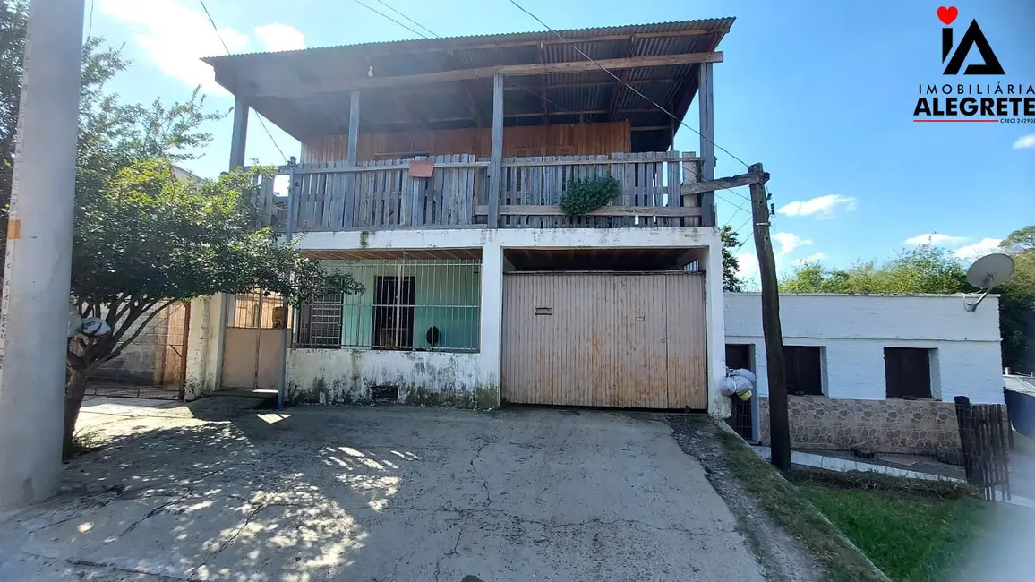 Foto 1 de Sobrado com 2 quartos à venda, 90m2 em São João, Alegrete - RS