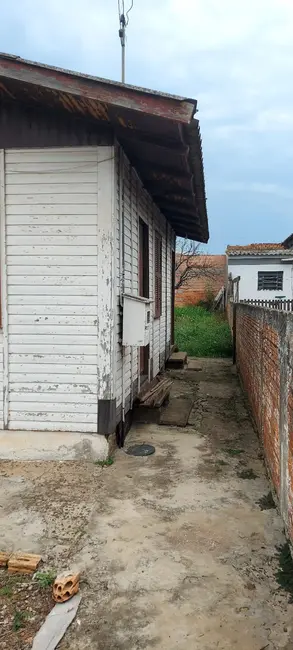 Foto 2 de Casa com 2 quartos à venda, 43m2 em Jardim Planalto, Alegrete - RS