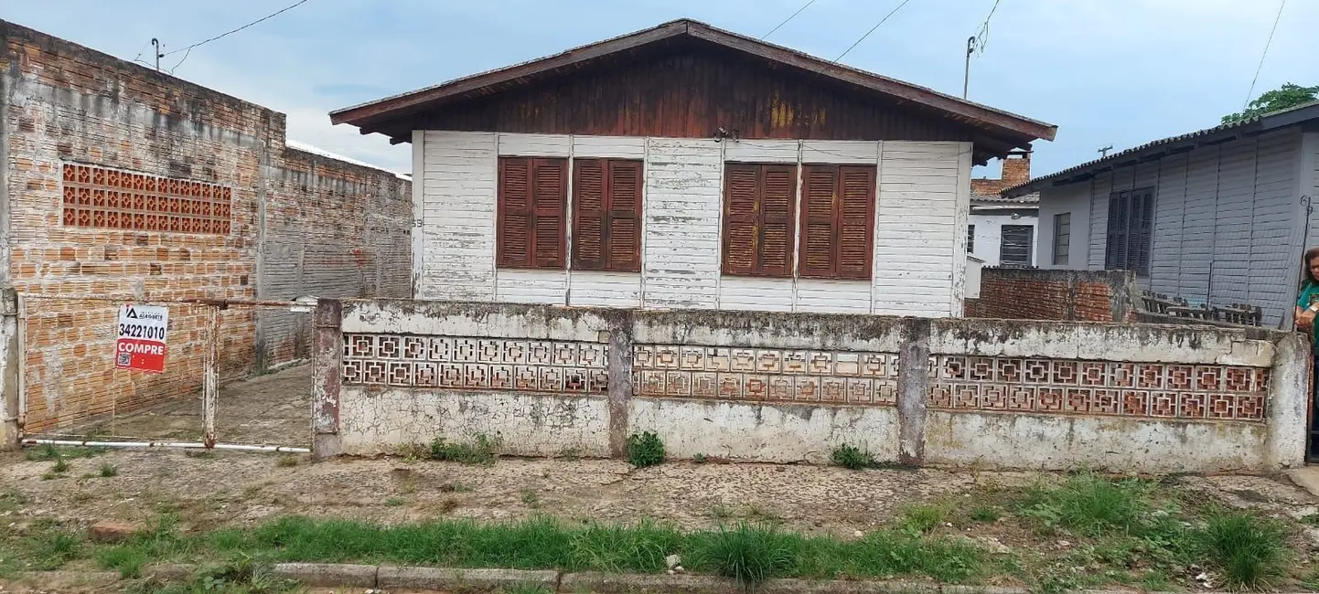 Foto 1 de Casa com 2 quartos à venda, 43m2 em Jardim Planalto, Alegrete - RS