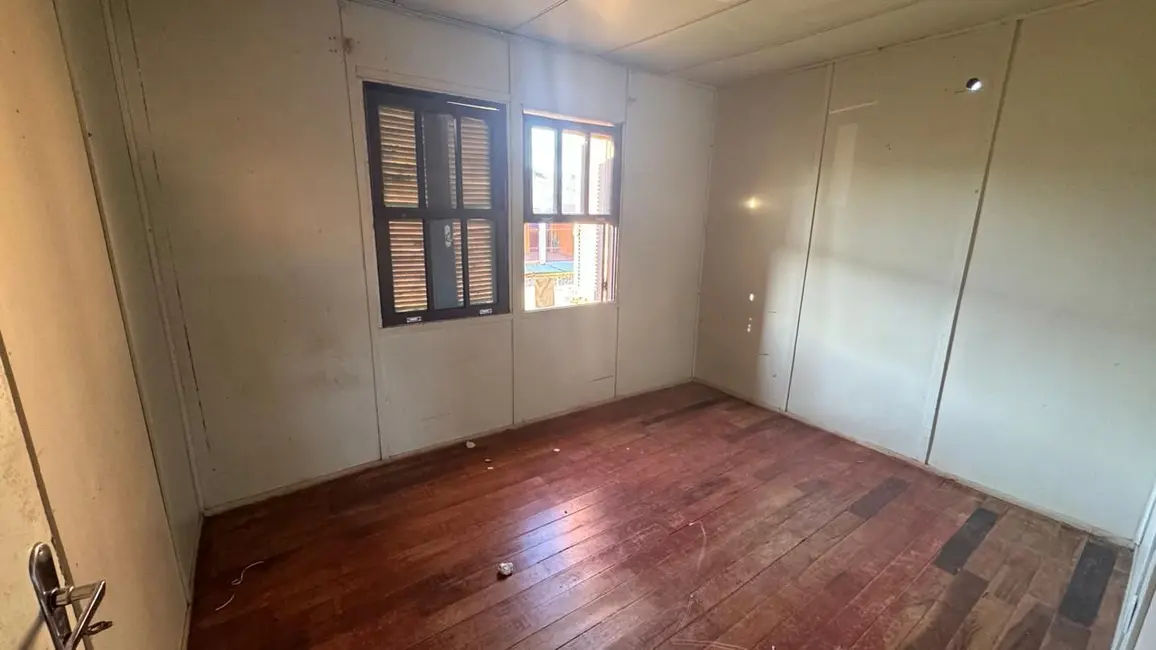 Foto 4 de Casa com 2 quartos à venda, 43m2 em Jardim Planalto, Alegrete - RS