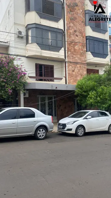 Foto 1 de Apartamento com 3 quartos à venda, 150m2 em Centro, Alegrete - RS