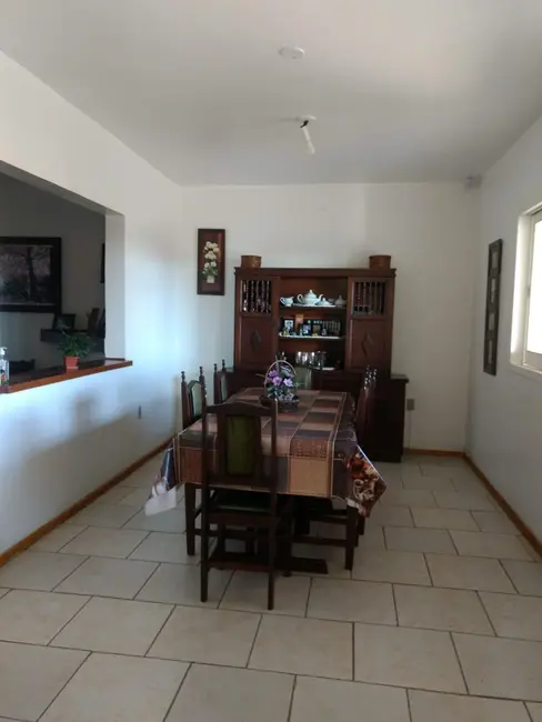Foto 7 de Casa com 3 quartos à venda, 180m2 em Vera Cruz, Alegrete - RS