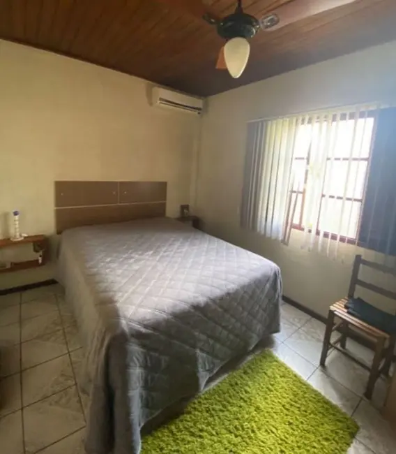 Casa com 4 quartos à venda, 80m2 em Santos Dumont, Alegrete - RS - imagem 3 Foto 3 de Casa com 4 quartos à venda, 80m2 em Santos Dumont, Alegrete - RS