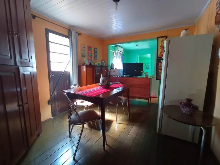 Foto 4 de Casa com 3 quartos à venda em Centro, Alegrete - RS