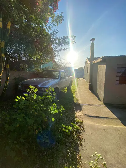 Foto 3 de Casa com 3 quartos à venda, 80m2 em Cidade Alta, Alegrete - RS