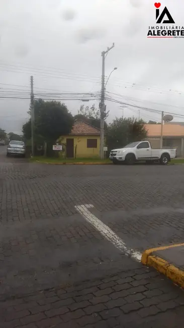 Foto 1 de Casa com 1 quarto à venda, 300m2 em Assunção, Alegrete - RS