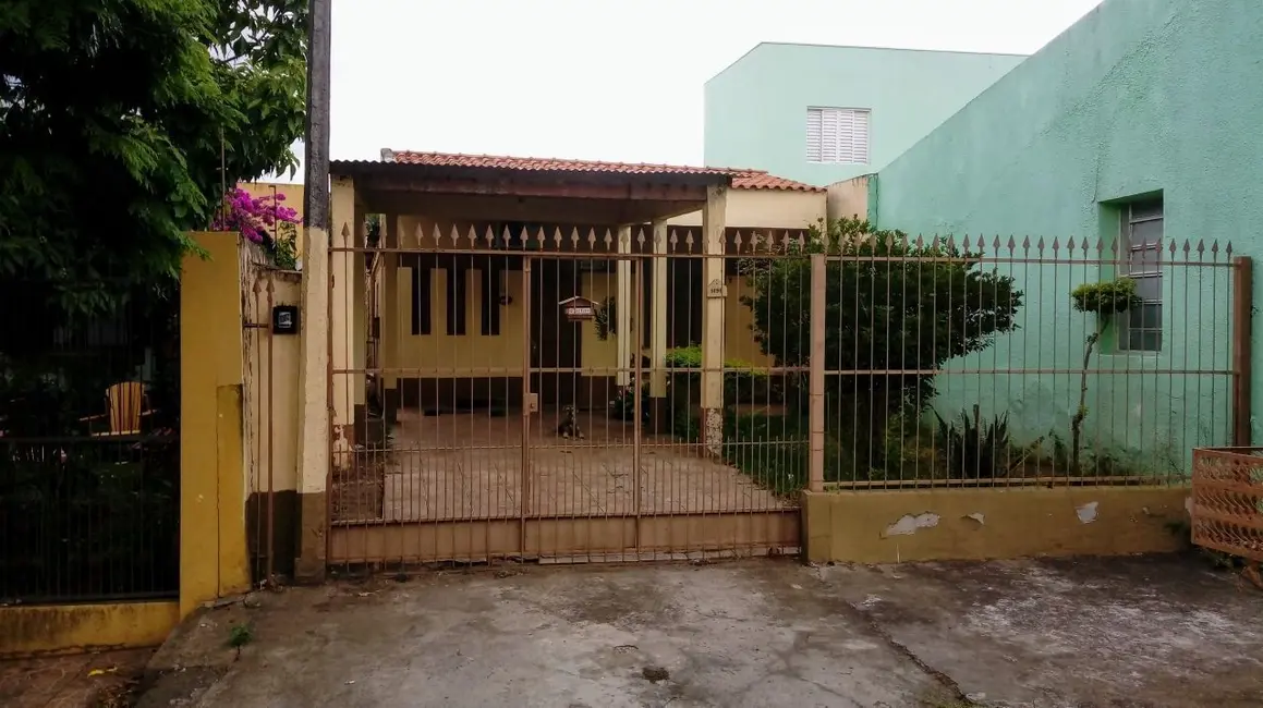 Foto 1 de Casa com 2 quartos à venda em Cidade Alta, Alegrete - RS