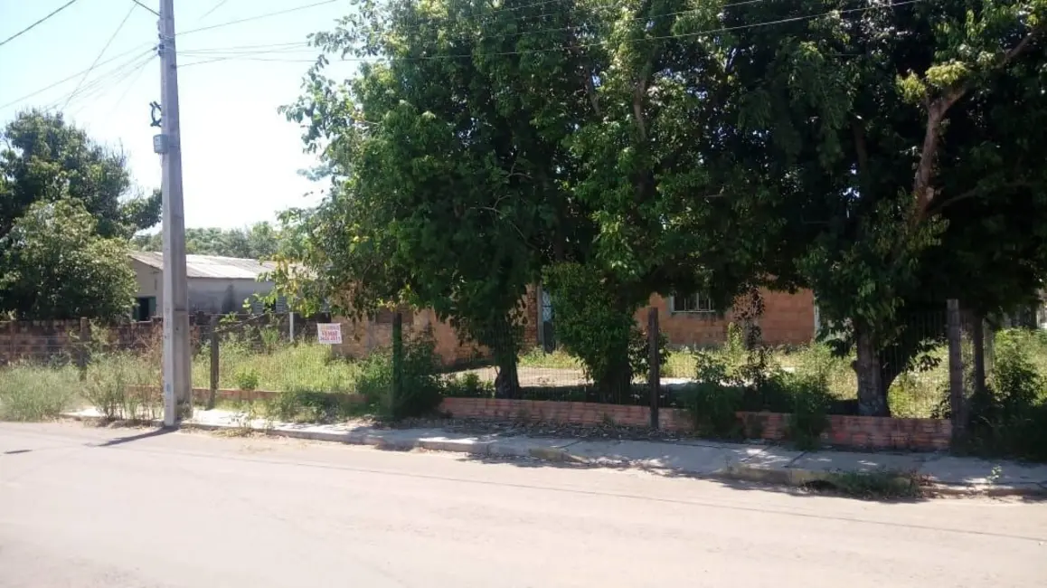 Foto 1 de Casa com 2 quartos à venda, 400m2 em Prado, Alegrete - RS