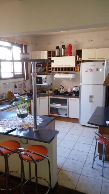 Foto 9 de Casa com 3 quartos à venda, 200m2 em Centro, Alegrete - RS