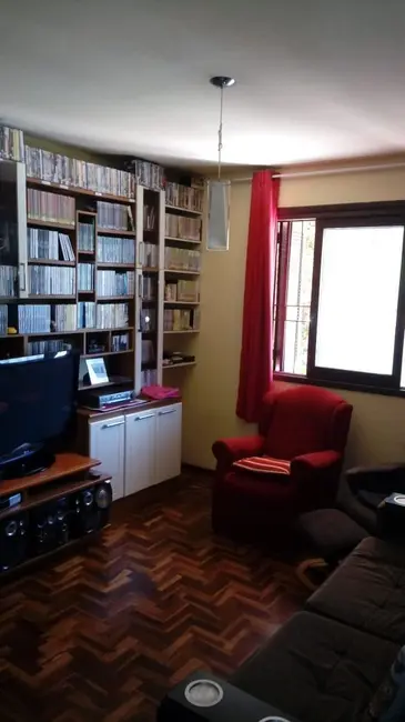 Foto 2 de Casa com 3 quartos à venda, 200m2 em Centro, Alegrete - RS