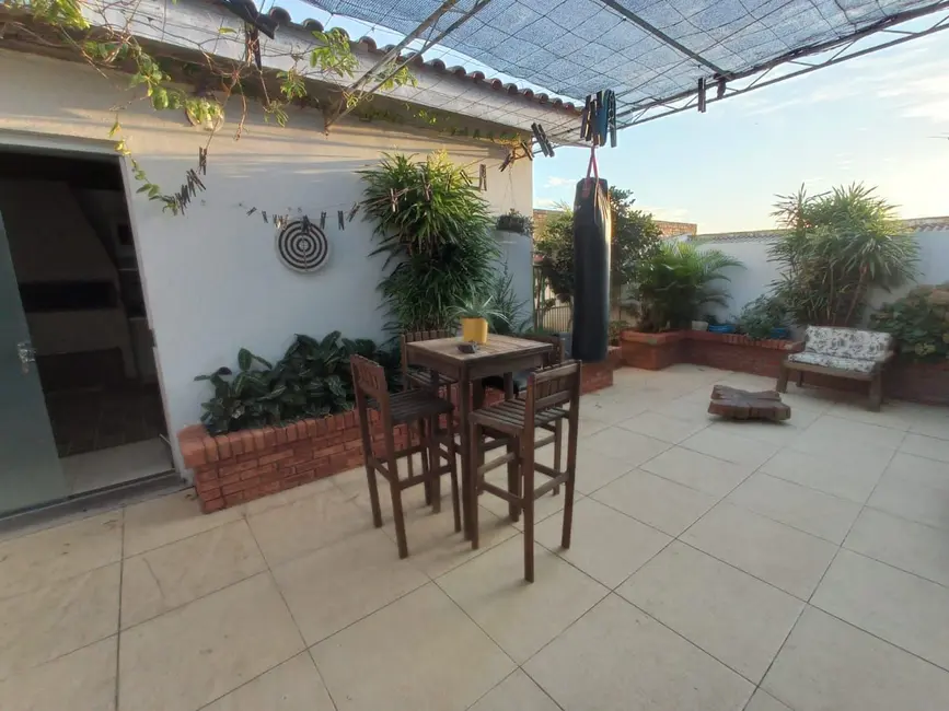 Foto 4 de Casa com 3 quartos à venda, 207m2 em Cidade Alta, Alegrete - RS