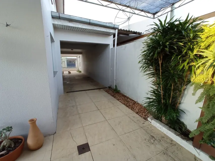 Foto 5 de Casa com 3 quartos à venda, 207m2 em Cidade Alta, Alegrete - RS