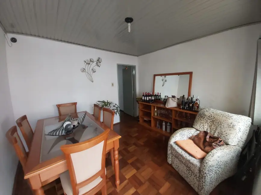 Foto 2 de Casa com 1 quarto à venda em Centro, Alegrete - RS