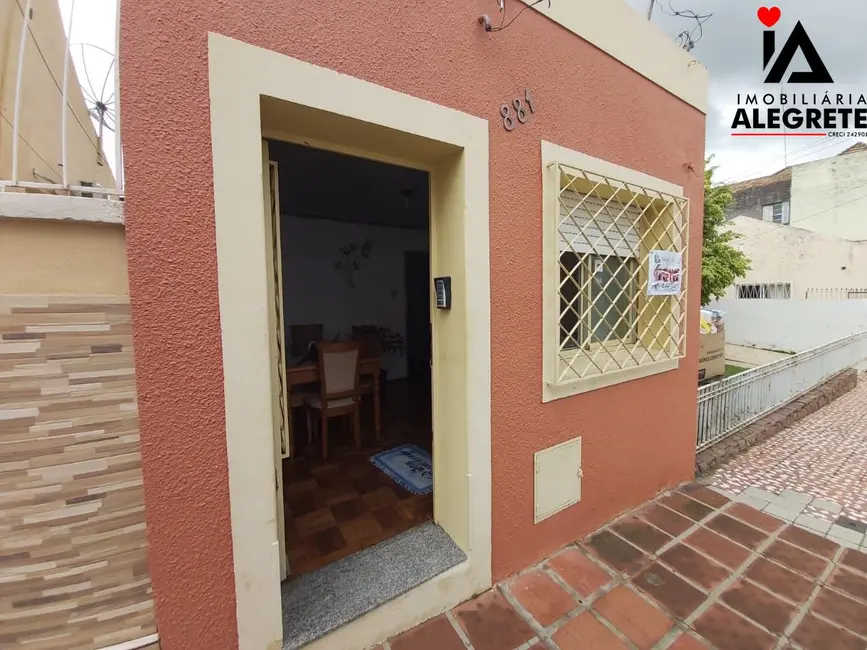 Foto 1 de Casa com 1 quarto à venda em Centro, Alegrete - RS