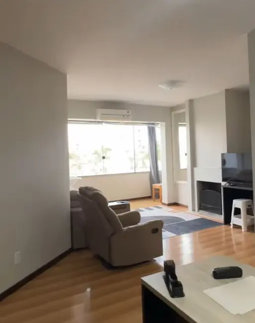 Foto 2 de Apartamento com 3 quartos à venda, 148m2 em Centro, Alegrete - RS