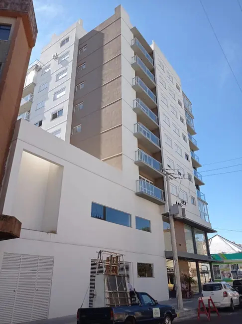 Foto 2 de Apartamento com 2 quartos à venda em Centro, Alegrete - RS