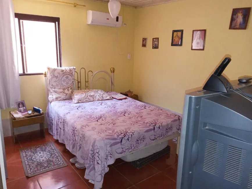 Foto 7 de Casa com 3 quartos à venda, 540m2 em Restinga, Alegrete - RS