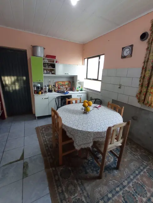 Foto 3 de Casa com 2 quartos à venda, 420m2 em Dr. Romário A de Oliveira, Alegrete - RS