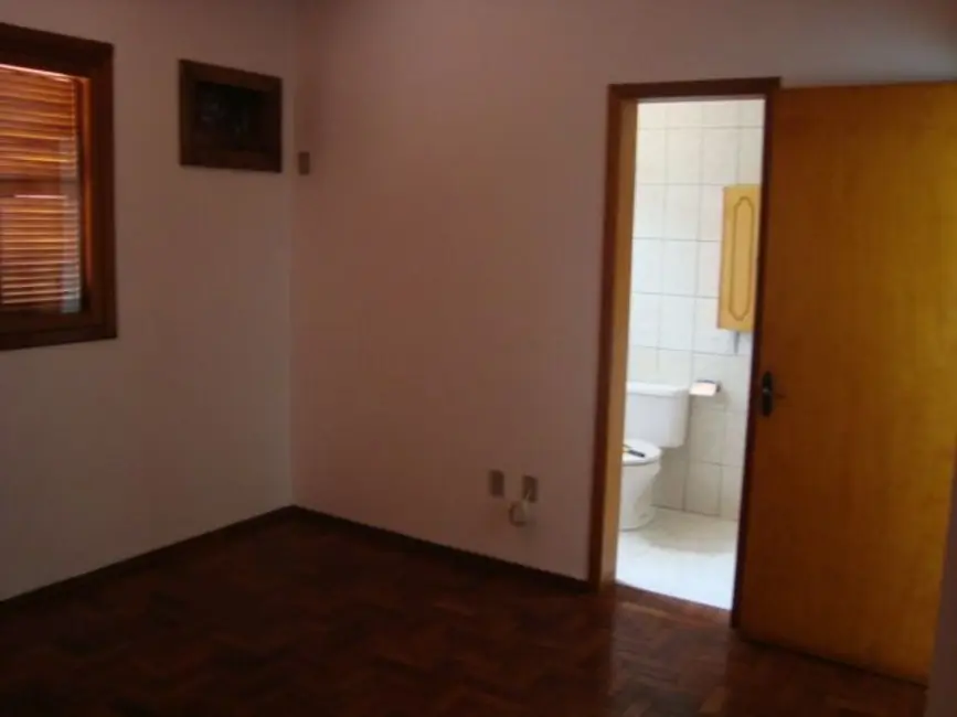 Foto 5 de Sobrado com 3 quartos à venda, 250m2 em Centro, Alegrete - RS
