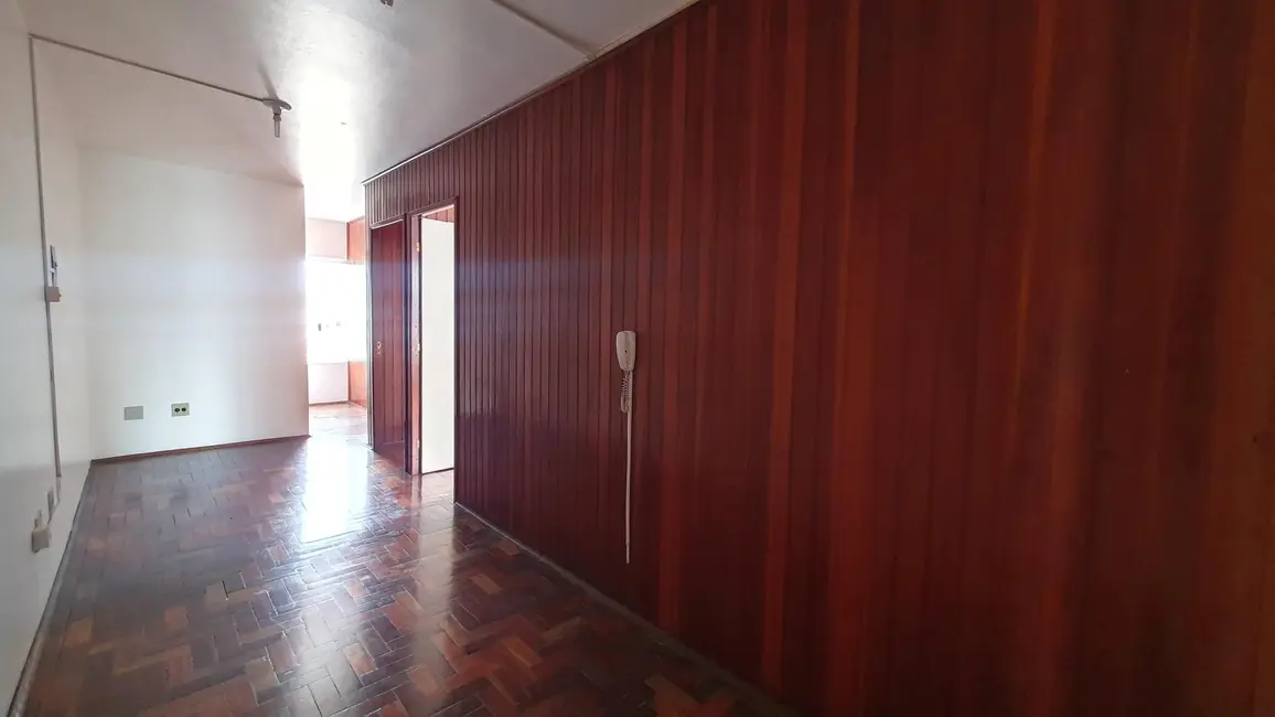 Foto 1 de Apartamento com 2 quartos à venda, 53m2 em Centro, Alegrete - RS