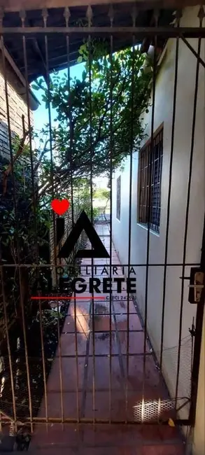 Foto 2 de Casa com 2 quartos à venda, 70m2 em Ibirapuitã, Alegrete - RS