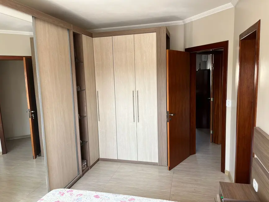 Foto 11 de Casa com 4 quartos à venda, 218m2 em Assunção, Alegrete - RS