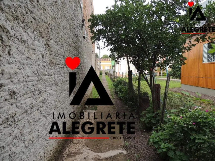Foto 2 de Casa com 3 quartos para alugar, 36m2 em Cidade Alta, Alegrete - RS