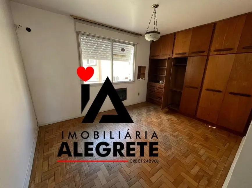 Foto 9 de Apartamento com 3 quartos para alugar, 80m2 em Centro, Alegrete - RS