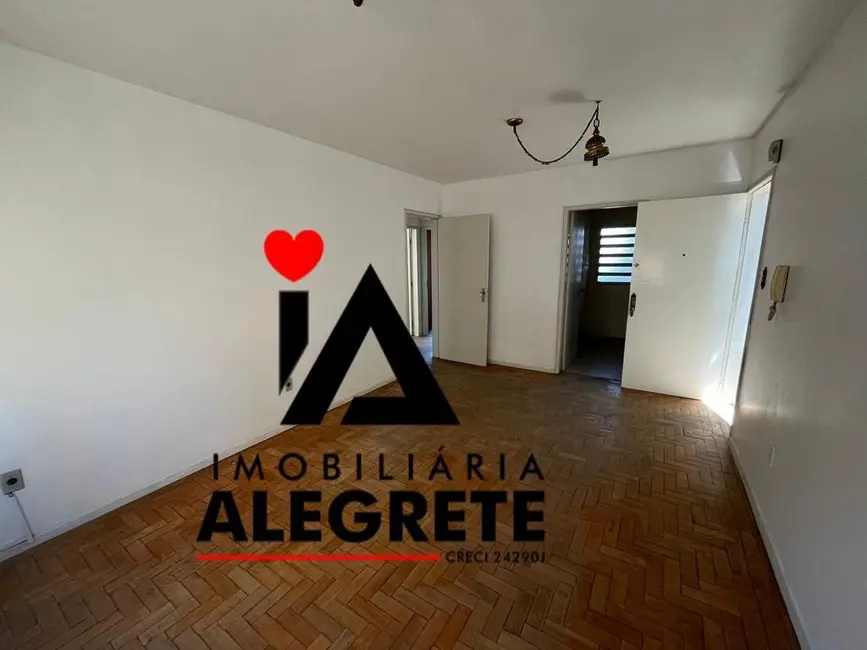 Foto 4 de Apartamento com 3 quartos para alugar, 80m2 em Centro, Alegrete - RS