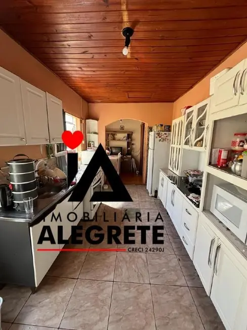 Foto 4 de Casa com 4 quartos à venda, 120m2 em Joaquim Fonseca Milano, Alegrete - RS