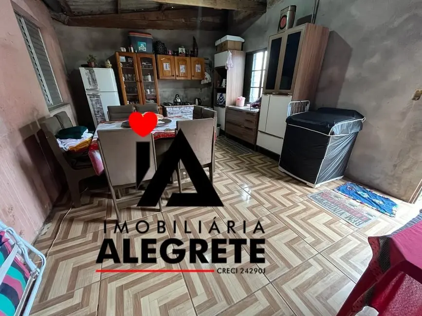 Foto 6 de Casa com 2 quartos à venda, 70m2 em Nilo Soares Gonçalves, Alegrete - RS