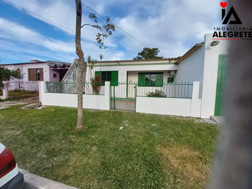 Casa com 2 quartos à venda, 82m2 em Santos Dumont, Alegrete - RS - imagem 1 Foto 1 de Casa com 2 quartos à venda, 82m2 em Santos Dumont, Alegrete - RS