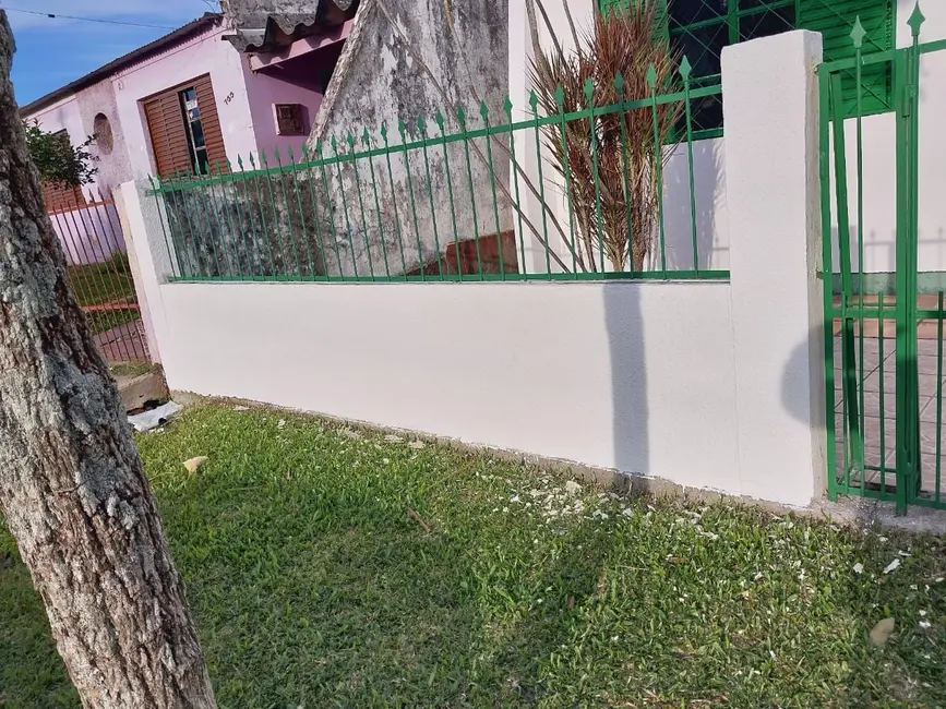 Foto 2 de Casa com 2 quartos à venda, 82m2 em Santos Dumont, Alegrete - RS