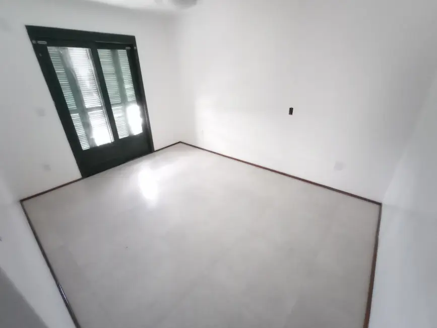 Foto 8 de Apartamento com 3 quartos para alugar em Centro, Alegrete - RS