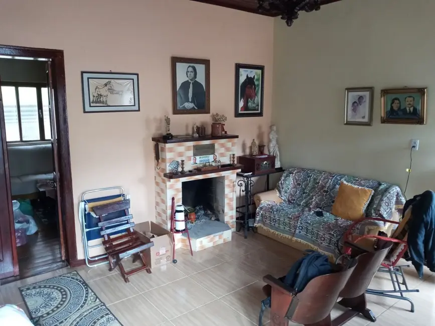 Foto 2 de Sobrado com 3 quartos à venda, 156m2 em Centro, Alegrete - RS