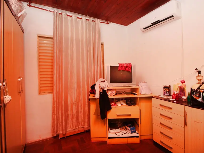 Foto 9 de Casa com 3 quartos à venda, 300m2 em Favila, Alegrete - RS