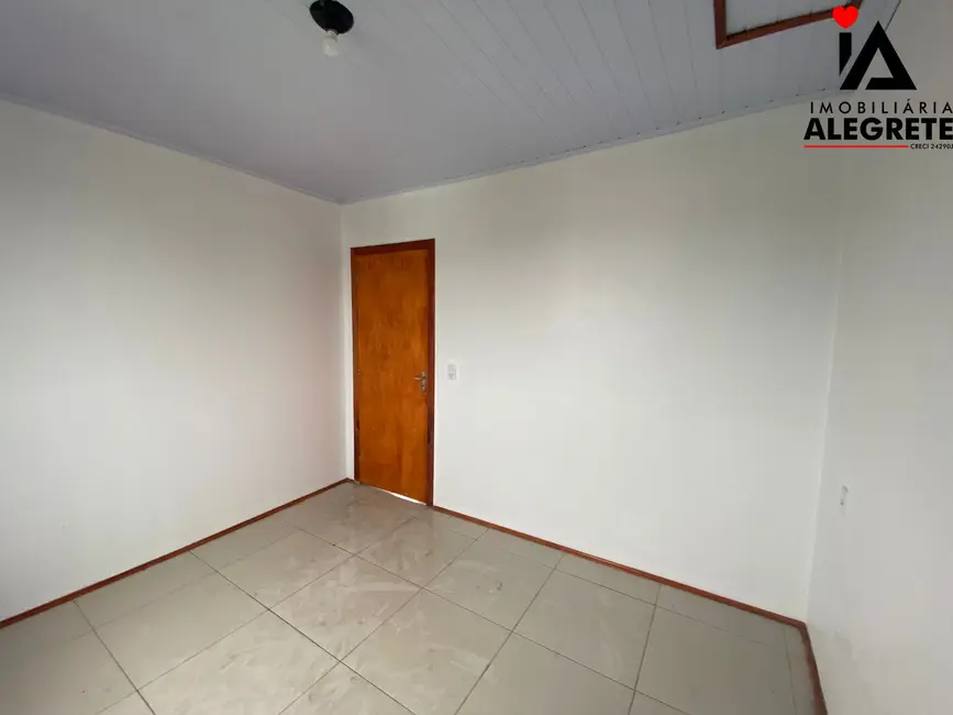 Apartamento com 2 quartos para alugar, 50m2 em Progresso, Alegrete - RS - imagem 8 Foto 8 de Apartamento com 2 quartos para alugar, 50m2 em Progresso, Alegrete - RS