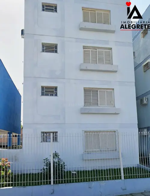 Foto 1 de Apartamento com 2 quartos à venda, 78m2 em Centro, Alegrete - RS