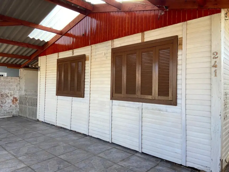 Foto 1 de Casa com 4 quartos à venda em Jardim Planalto, Alegrete - RS