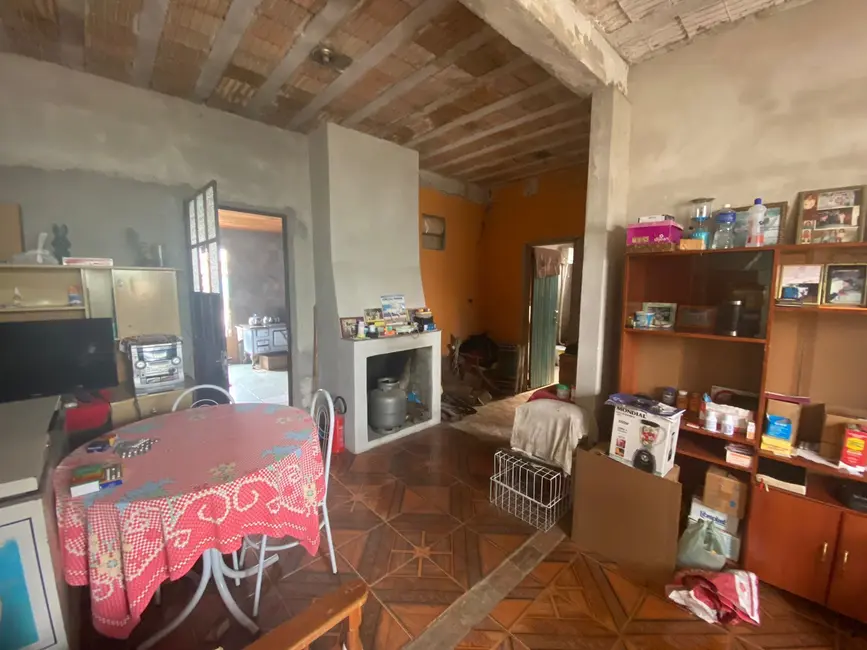 Foto 5 de Casa com 2 quartos à venda, 140m2 em Airton Senna, Alegrete - RS